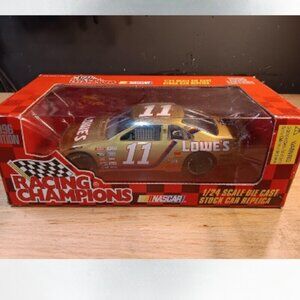 Racing Nascar Champions 1996 Edition 1:24 Scale Brett Bodine #11 car gold NIB